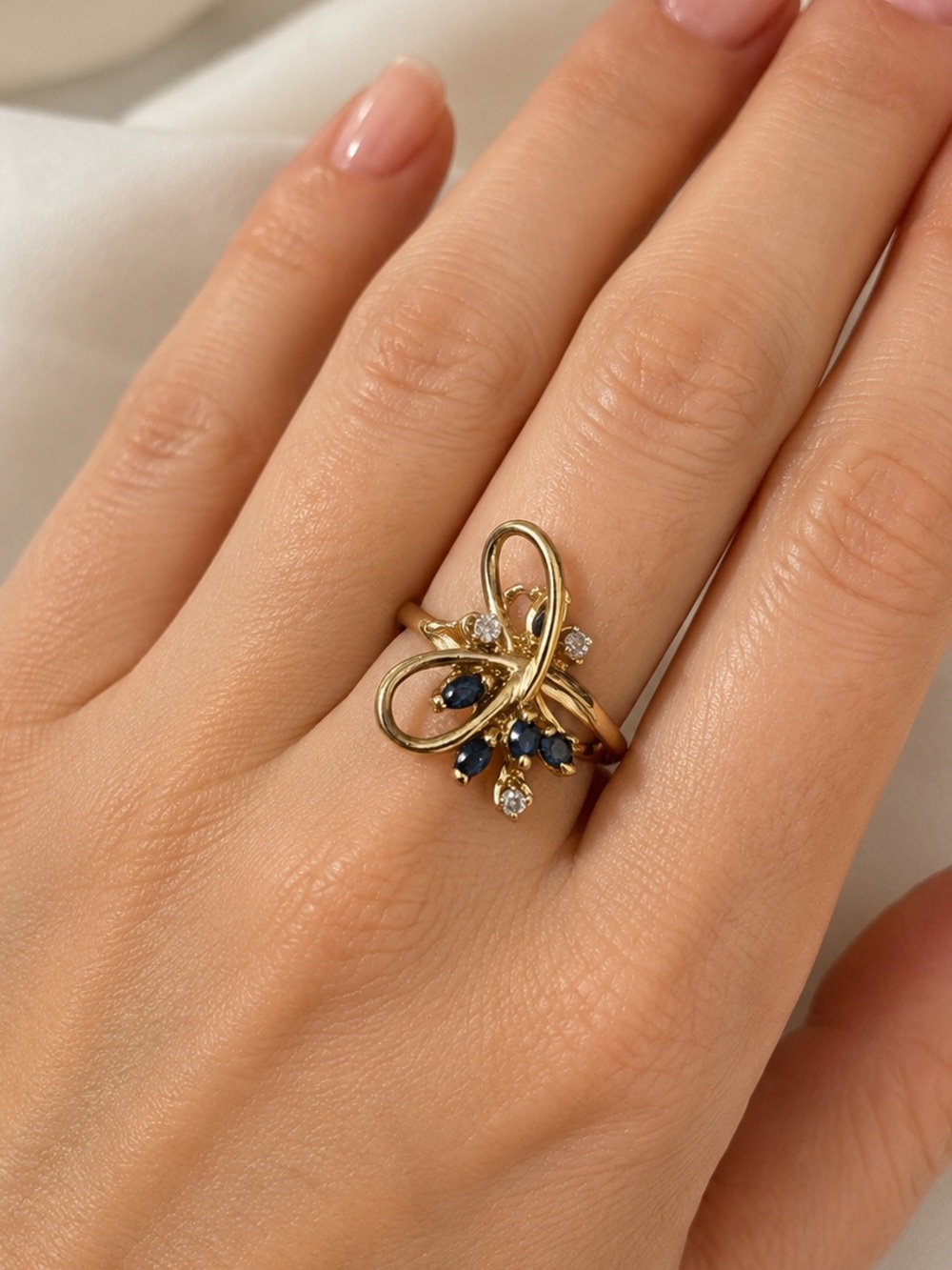 Vintage 585 14K Yellow Gold Blue Spinel & Diamond Cocktail Ring Size 5.5